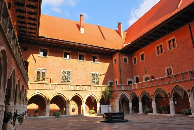 Krakow Morning Walking Tour with Traditional Polish Breakfast - Key takeaways before you go