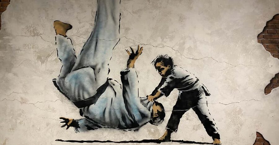 Krakow: Muzeum Banksy Entry Ticket - How the museum explains the meaning, not just the artwork