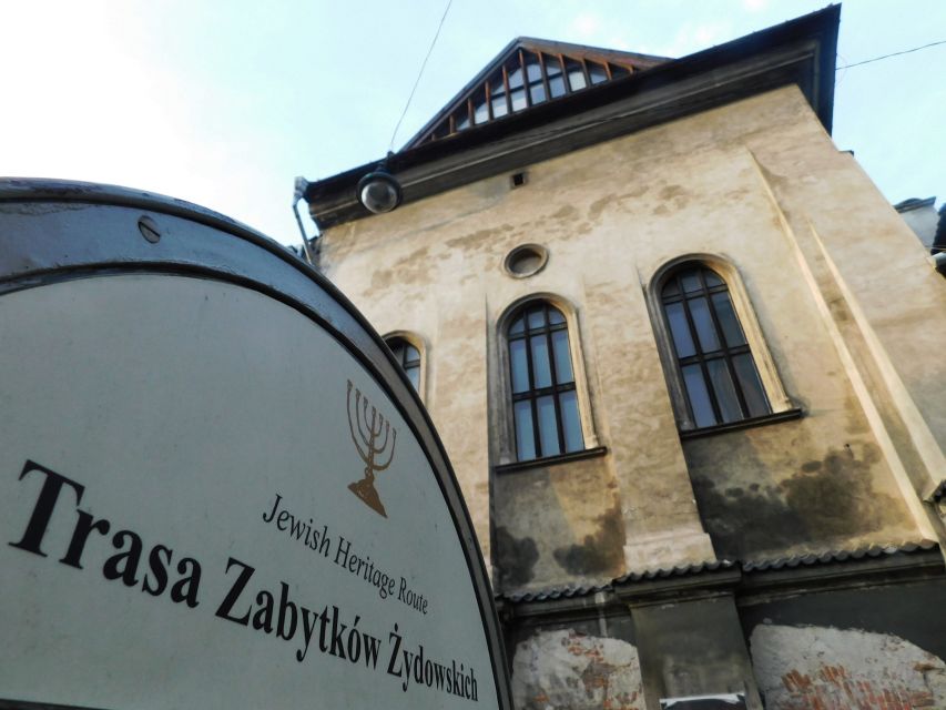 Krakow Old Town and Jewish Quarter in one guided walk - Wawel Hill: Why This Place Matters to Poland