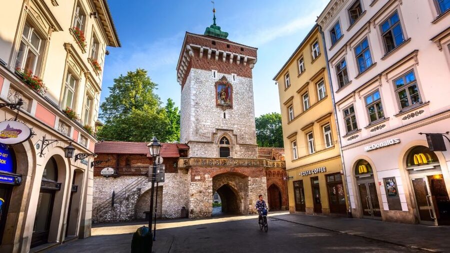 Krakow: Old Town Audioguided walking Tour - Grodzka Street to St. Peter and Paul, Why the Route Starts Strong