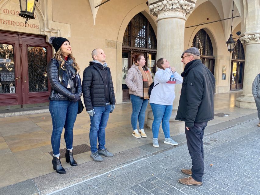 Krakow: Old Town Highlights Walking Tour - Where the 2-hour walk takes you, and why it works
