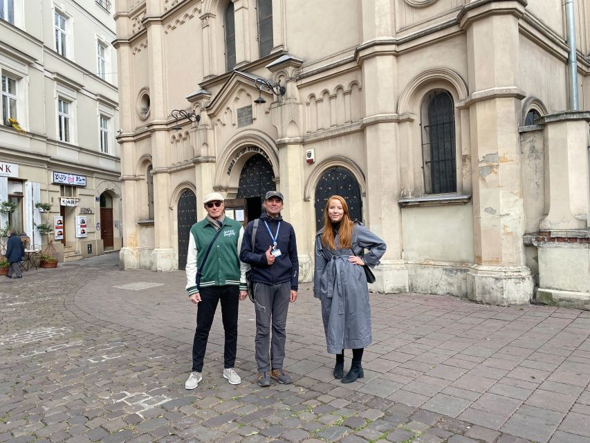 Krakow: Old Town Highlights Walking Tour - Main Market Square from the 13th century, plus medieval fortification leftovers