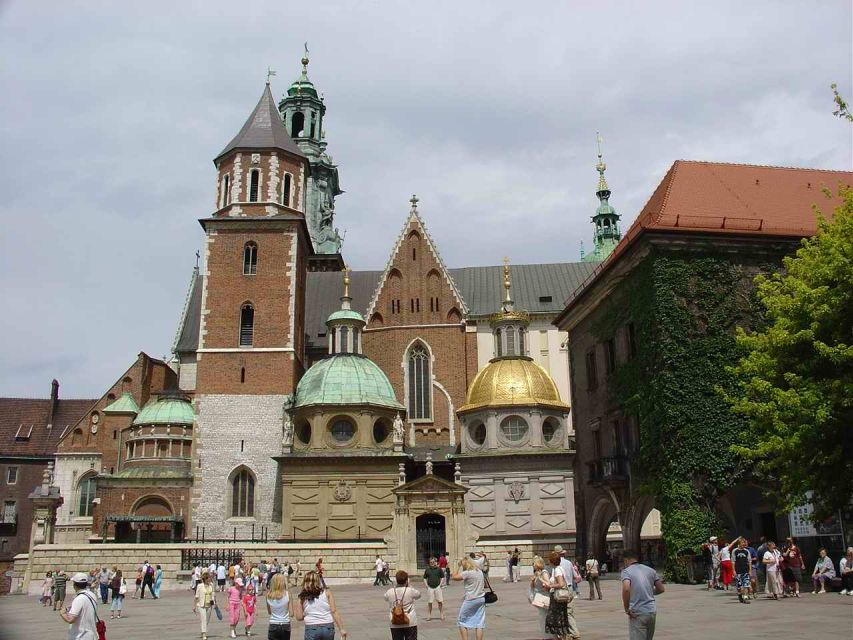 Krakow: Old Town Private Guided Walking Tour - Key highlights worth your attention