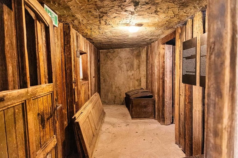 Krakow: Oskar Schindler's Factory Entry Ticket & Guided Tour - Schindler’s story and why the tour emphasizes more than one name