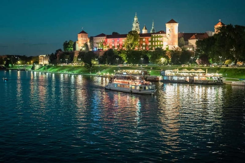Krakow: Private Evening Boat Tour - Why This Private Night Cruise Feels Worth It