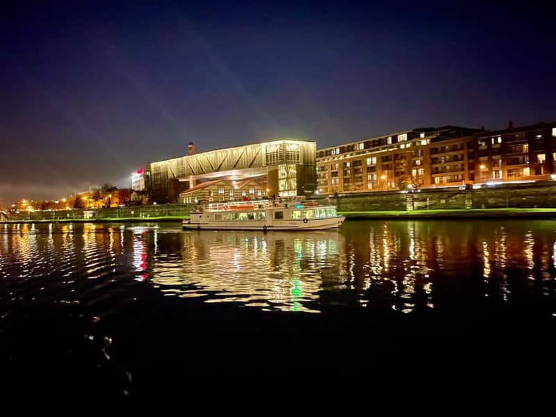 Krakow: Private Evening Boat Tour - Timing, Duration, and What a Realistic Evening Looks Like