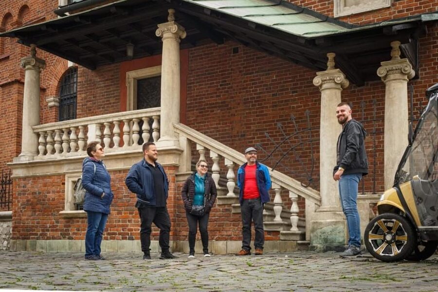 Krakow: Regular Extended City Sightseeing Tour By Golf Cart - Getting Oriented Fast: From Planty to the Old Town Core
