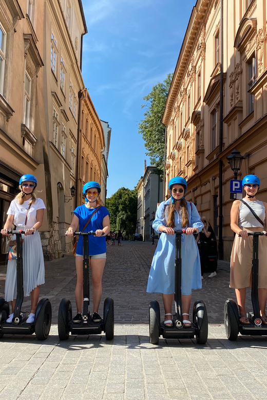 Krakow: Royal Route Segway Tour 1 hour - Wawel Royal Castle views, and how the ticket line skipping helps