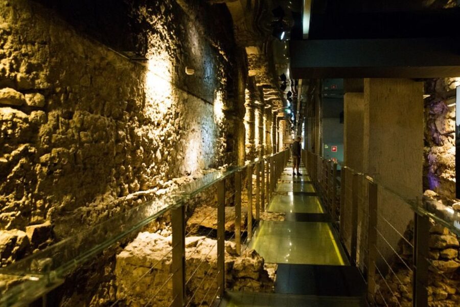 Krakow: Rynek Underground Museum Guided Tour - Key things I’d watch for