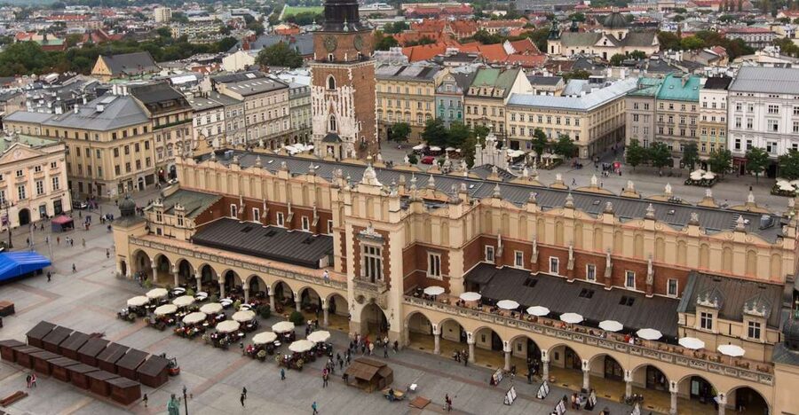 Krakow: Rynek Underground Museum Guided Tour - Guides in One Language: Why the Stories Matter