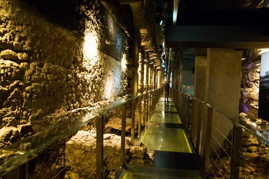 Krakow's Rynek Underground Museum Tour with Ticket and Guide - Key Things I’d Pick This Tour For
