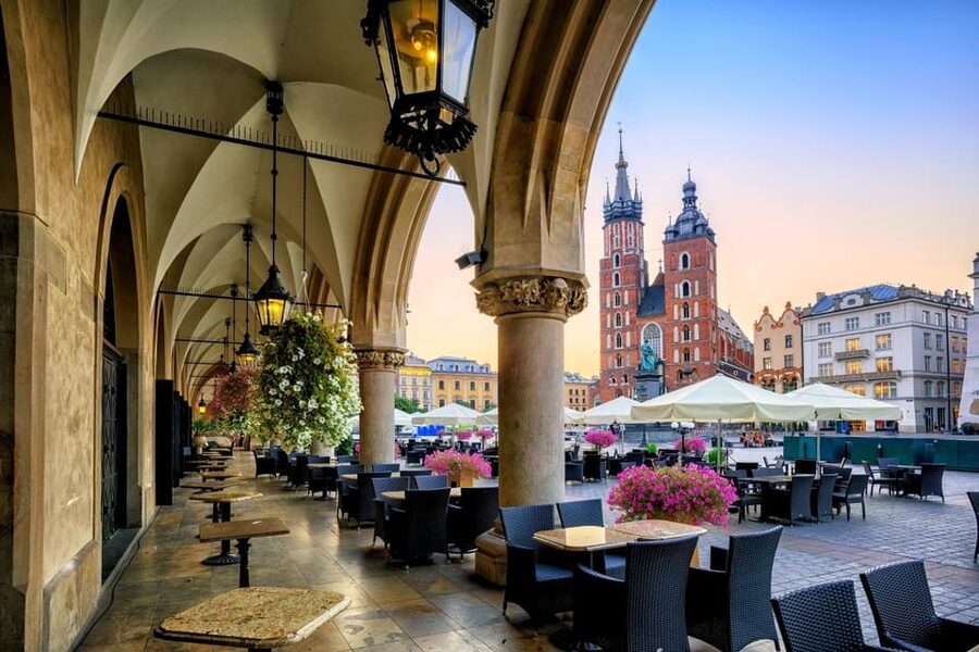 Krakow's Rynek Underground Museum Tour with Ticket and Guide - Why Krakow Keeps a Medieval Market Underground