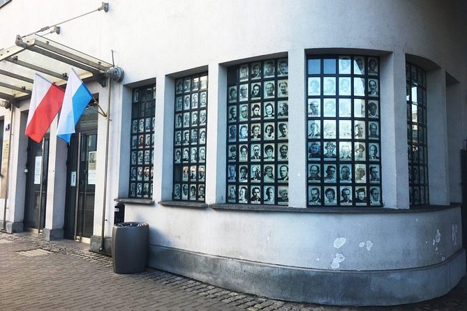Krakow Schindler's Factory & Ghetto & Plaszow Camp Guided Tour - Stop 1: Schindler’s Enamel Factory Museum and what you will actually learn
