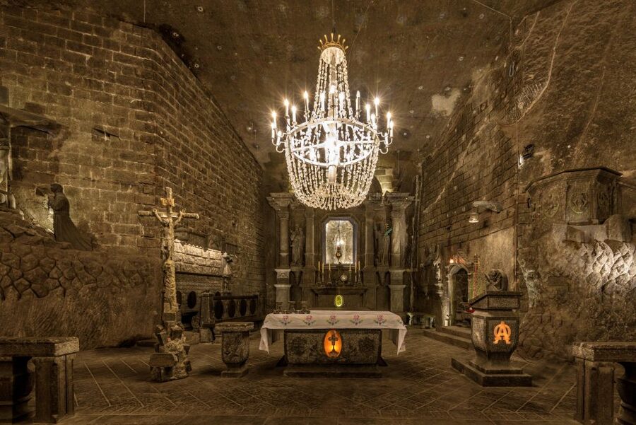 Krakow: Schindler's Factory, Jewish Ghetto & Salt Mine Tour - Why self-paced time in the mine is a smart choice