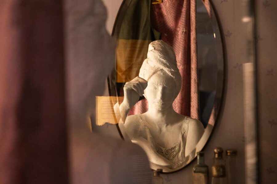Krakow: Schindler's Factory Ticket with Guided Tour Option - Should you book this guided Schindler’s Factory tour?