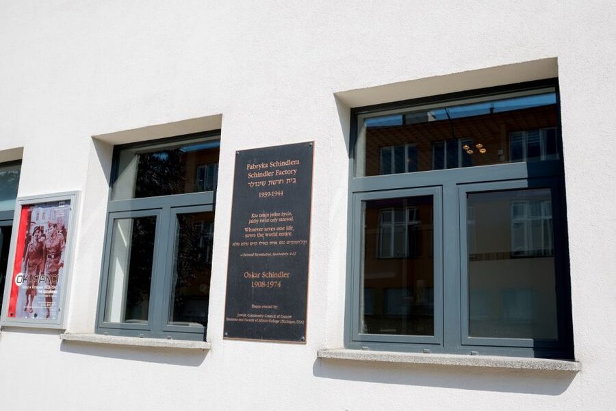 Krakow: Short Cruise and Schindler's Factory Guided Tour - Skip the Ticket Line, But Still Go in With the Right Mindset