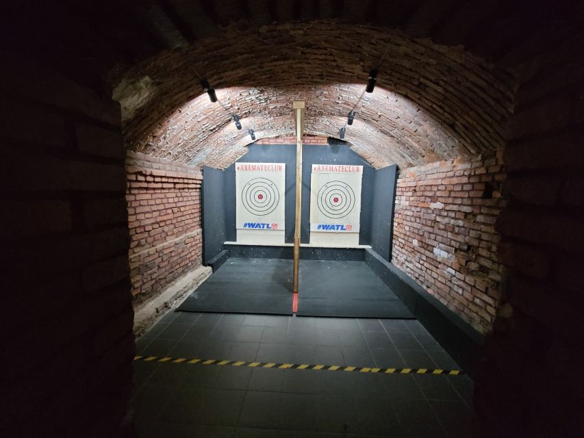 Kraków: Shurikens, Kunais, Knives, Tomahawks, Axes, Shooting - The range finale: CZ 75 pistol and full automatic rifle