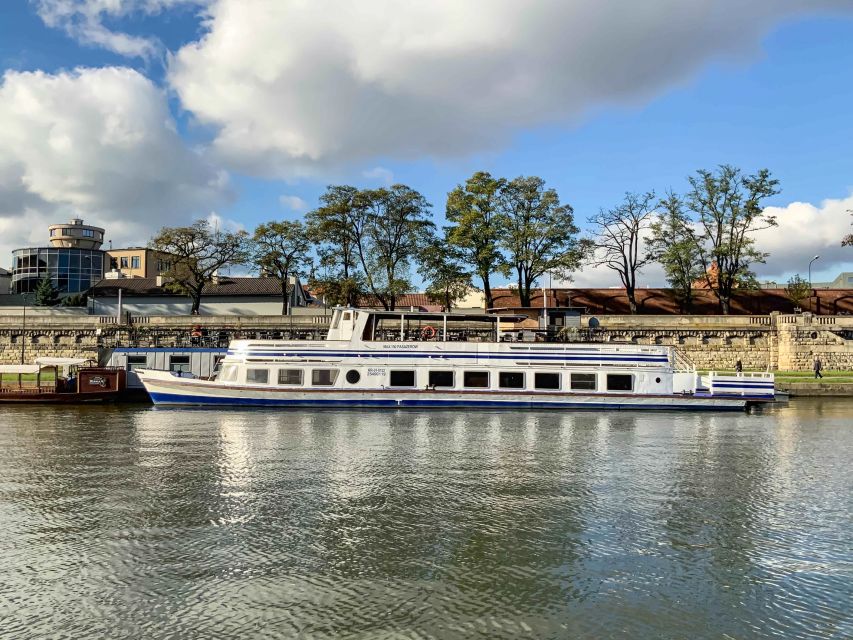 Krakow: Sightseeing Cruise by Vistula River - Boarding at Aqua Fun, and why this feels stress-free