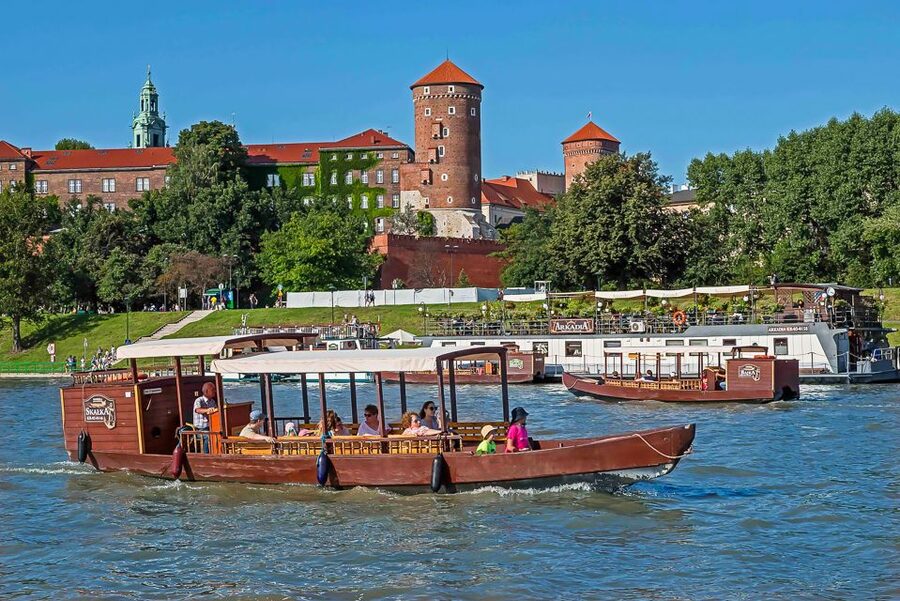 Krakow: Sightseeing Cruise by Vistula River - Kazimierz and Church on the Rock, the scenic landing points