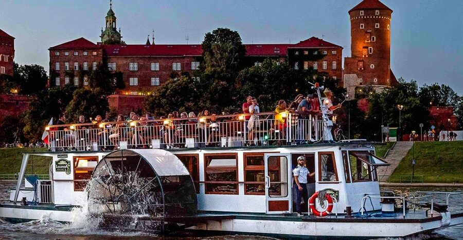 Krakow: Sightseeing Cruise by Vistula River - Wawel Royal Castle from the Vistula, the view you came for