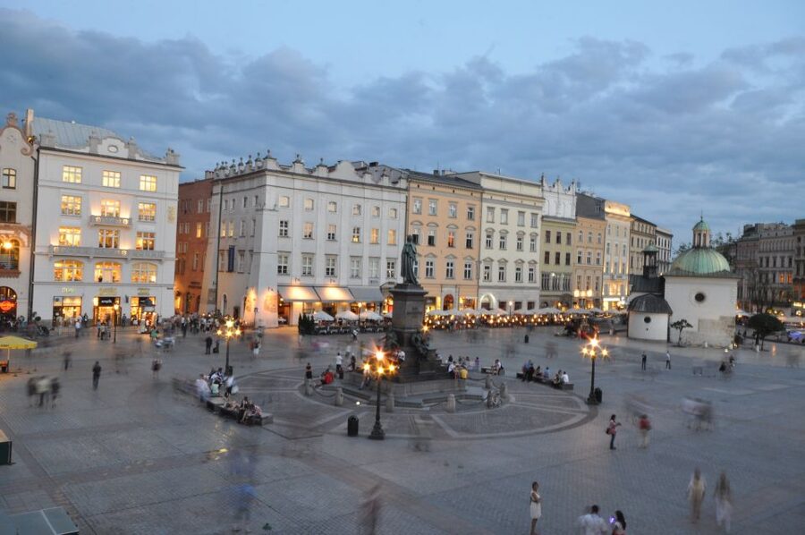 Krakow: Skip the Line Underground Museum and Old Town - FAQ