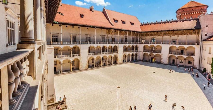 Krakow: Skip-the-Line Wawel Castle and Hill Guided Tour - Key moments that make this Wawel tour worth your time