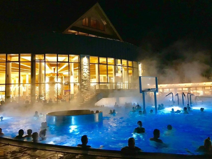 Krakow: Thermal Baths Evening Experience - Locker setup, payment rhythm, and the small practical details