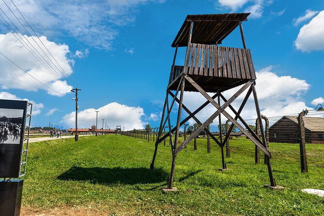 Krakow to Auschwitz-Birkenau: Private Round-Trip Experience - The Morning Plan: Pickup Timing and What It Feels Like