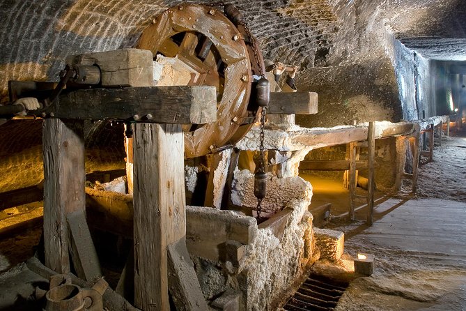 Krakow to Wieliczka: Salt Mine Guided Tour with Ticket & Transfer - Pickup and transfer from Krakow, plus the “traffic-ban” reality