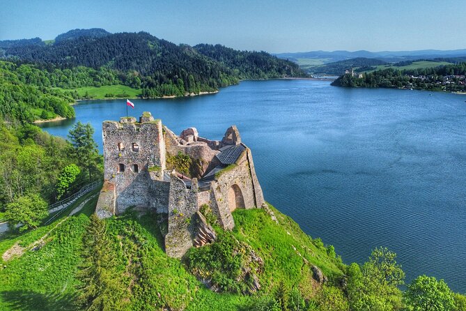 Krakow: Traditional Dunajec River Rafting with Mountain Chairlift - Czorsztyn Castle: a short stop with height and angles