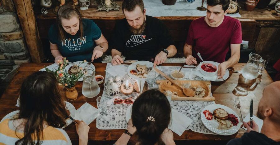 Krakow: Traditional Polish Food and Drinks Tasting Tour - Who should book this Krakow food and vodka tour