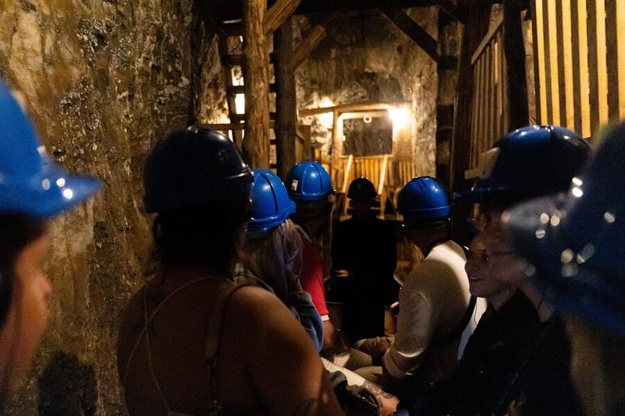 Krakow: UNESCO Underground Boat Expedition & Salt Mine Tour - Packing for the mine: cold, comfort, and small-smart snacks
