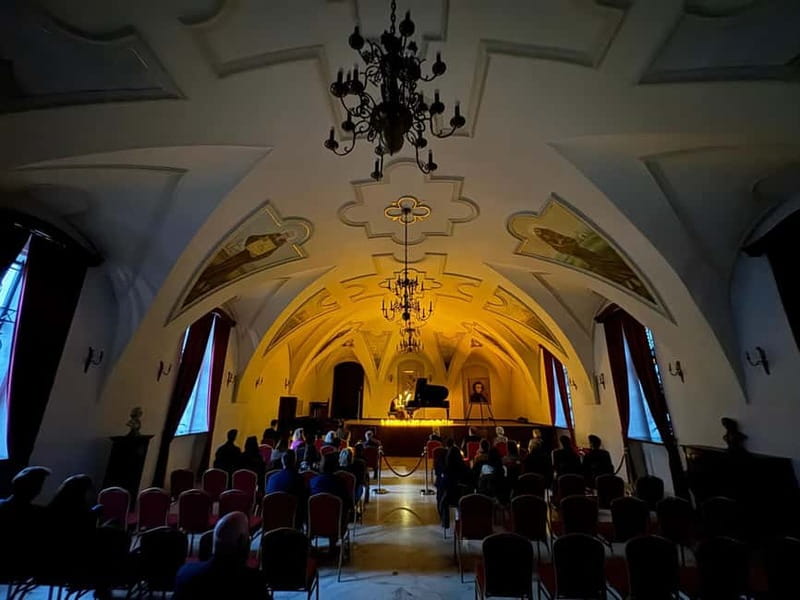 Kraków: VIP Candlelight Concert The Music of Fryderyk Chopin - The rare 17th-century church setting in Kraków Old Town
