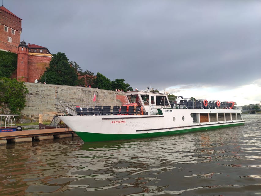 Krakow: Vistula River Cruise with Historical Views - Key things you’ll notice on board
