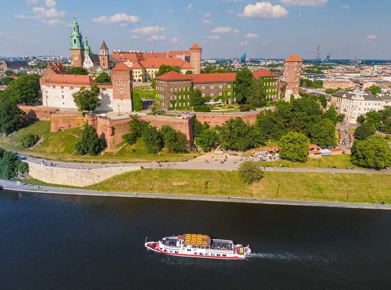 Krakow: Vistula River Sightseeing Cruise with Audio Guide - Key things to know before you board