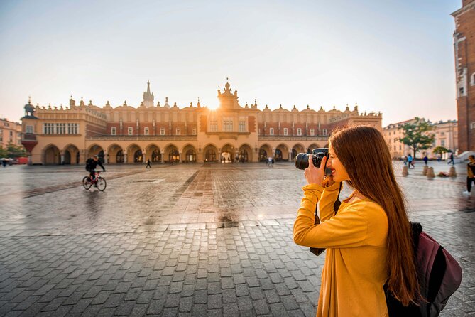 Krakow Walking Tour with Audioguide on Your Smartphone - Collegium Maius, Collegium Iuridicum, and Kanonicza Street: Old Stones, School Stories