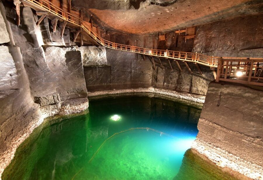 Krakow: Wieliczka Salt Mine Fast-Track Ticket & Guided Tour - Skip-the-line tickets that still feel like a timed entrance