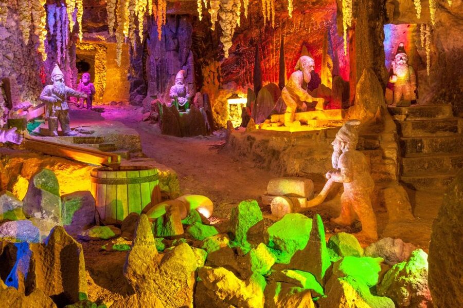 Krakow: Wieliczka Salt Mine Fast-Track Ticket & Guided Tour - Getting there from Krakow: bus time matters more than you think