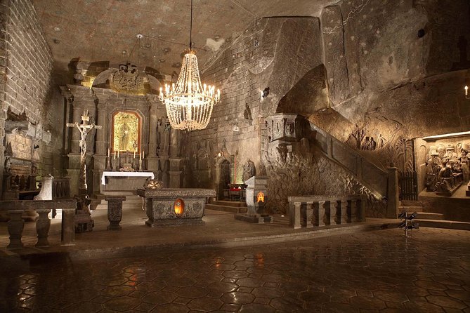 Krakow: Wieliczka Salt Mine Guided Tour with Hotel Pick-up - Wieliczka Under Your Feet: what this 4.5 hour tour feels like