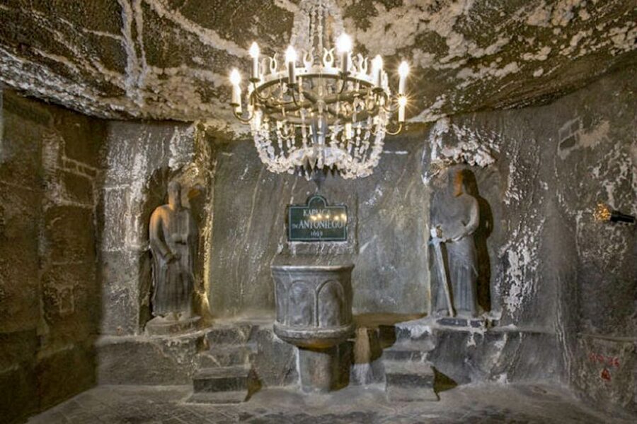 Kraków: Wieliczka Salt Mine Guided Tour with Hotel Pickup - The Size of the Day: Timing, Distance, and What You Will Actually Do
