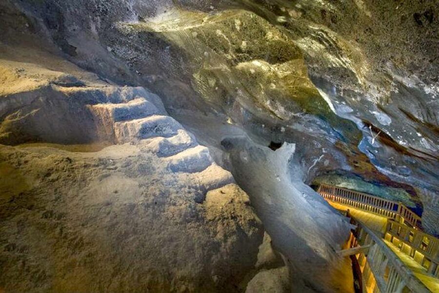 Kraków: Wieliczka Salt Mine Guided Tour with Hotel Pickup - Price and Value: Is $37 a Good Deal?