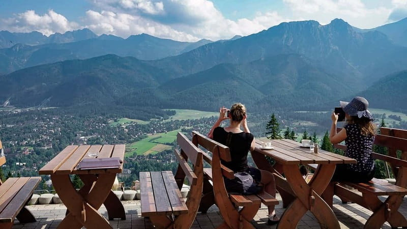 Krakow: Zakopane Cable Car, Spirits, Tasting & Thermal Baths - From Krakow to Zakopane: the van ride, the rhythm, and the time math