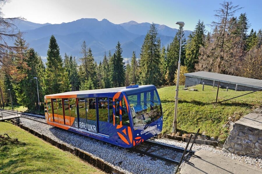 Krakow: Zakopane Cable Car, Vodka, Cheese & Hot Springs Tour - Price and logistics: is $26 really fair for this day?