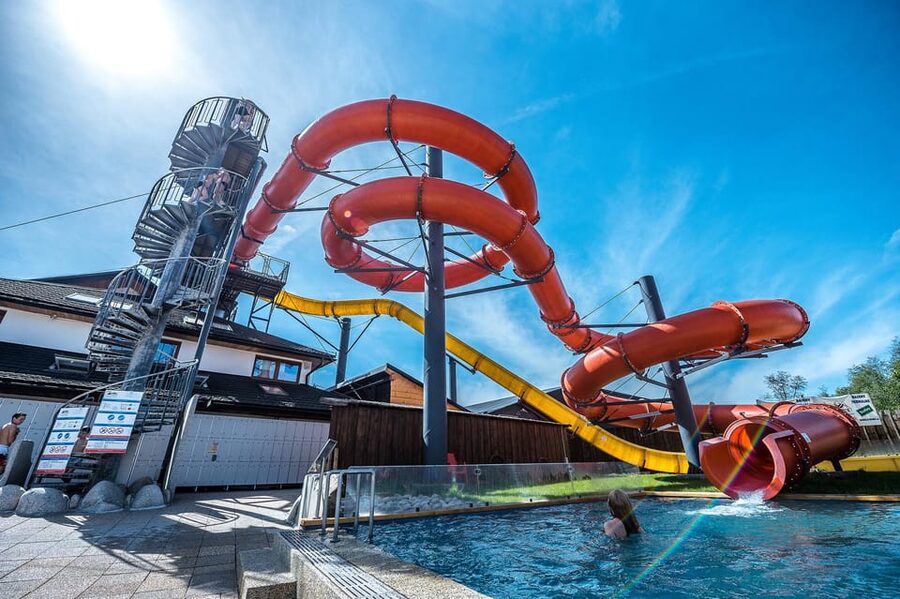 Krakow: Zakopane Cable Car, Vodka, Cheese & Hot Springs Tour - Who should book this tour, and who might prefer a different plan