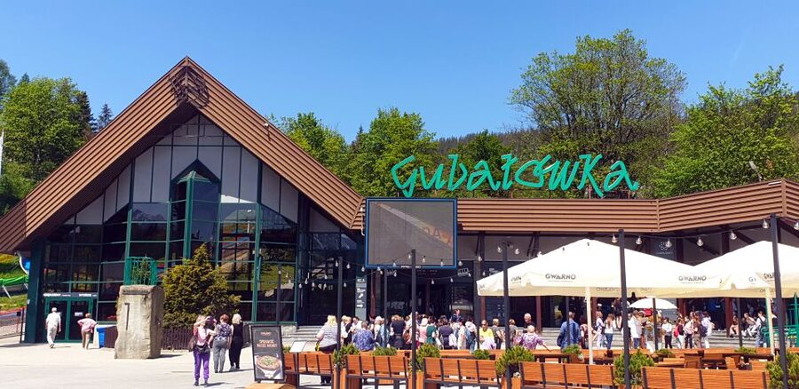 Krakow: Zakopane, Funicular, Cheese, and Highland Day Trip - Zakopane Free Time on Krupówki Street