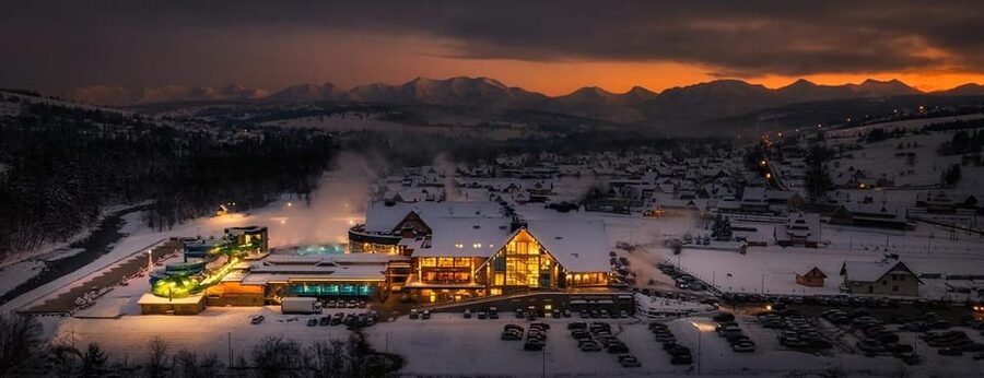 Krakow: Zakopane-Thermal Bath(Evening Time)with Hotel Pickup - Krakow to Zakopane, ending at Chochołowskie Termy in the evening