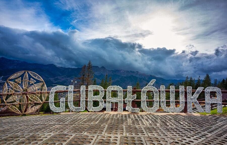 Krakow: Zakopane-Thermal Bath(Evening Time)with Hotel Pickup - Krupówki Street free time, where the trip turns from schedule to choices