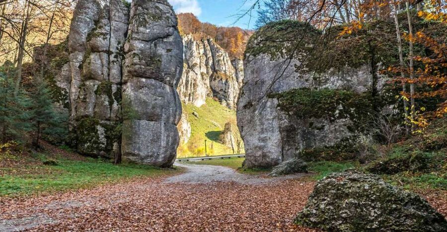 Ojcow National Park: Full-Day Trip from Krakow - Pieskowa Skala by bus, the cliff castle stop you can’t fake