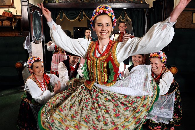 Polish Folk Show with 3 course dinner in Krakow legendary restaurant - The 3-course Polish dinner, what you’ll likely taste
