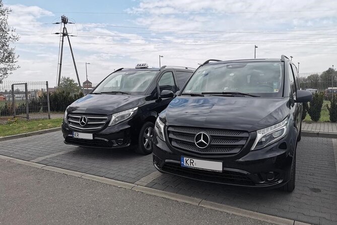 Private Airport Transfer from/to Krakow Balice Airport - Quick Takeaways